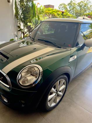 MINI COOPER 1.6 S 16V TURBO GASOLINA 2P AUTOMÁTICO MINI COOPER 1.6 S 16V TURBO GASOLINA 2P AUTOMÁTICO